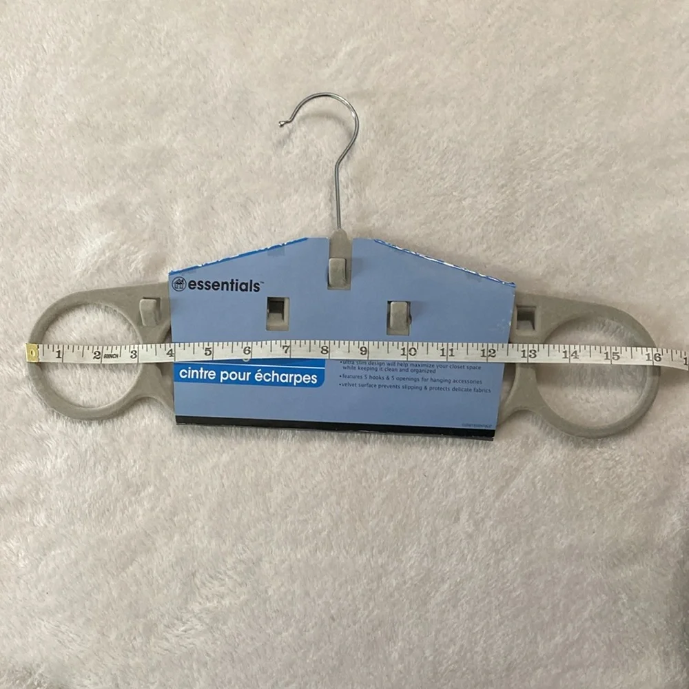 Essentials scarf hanger